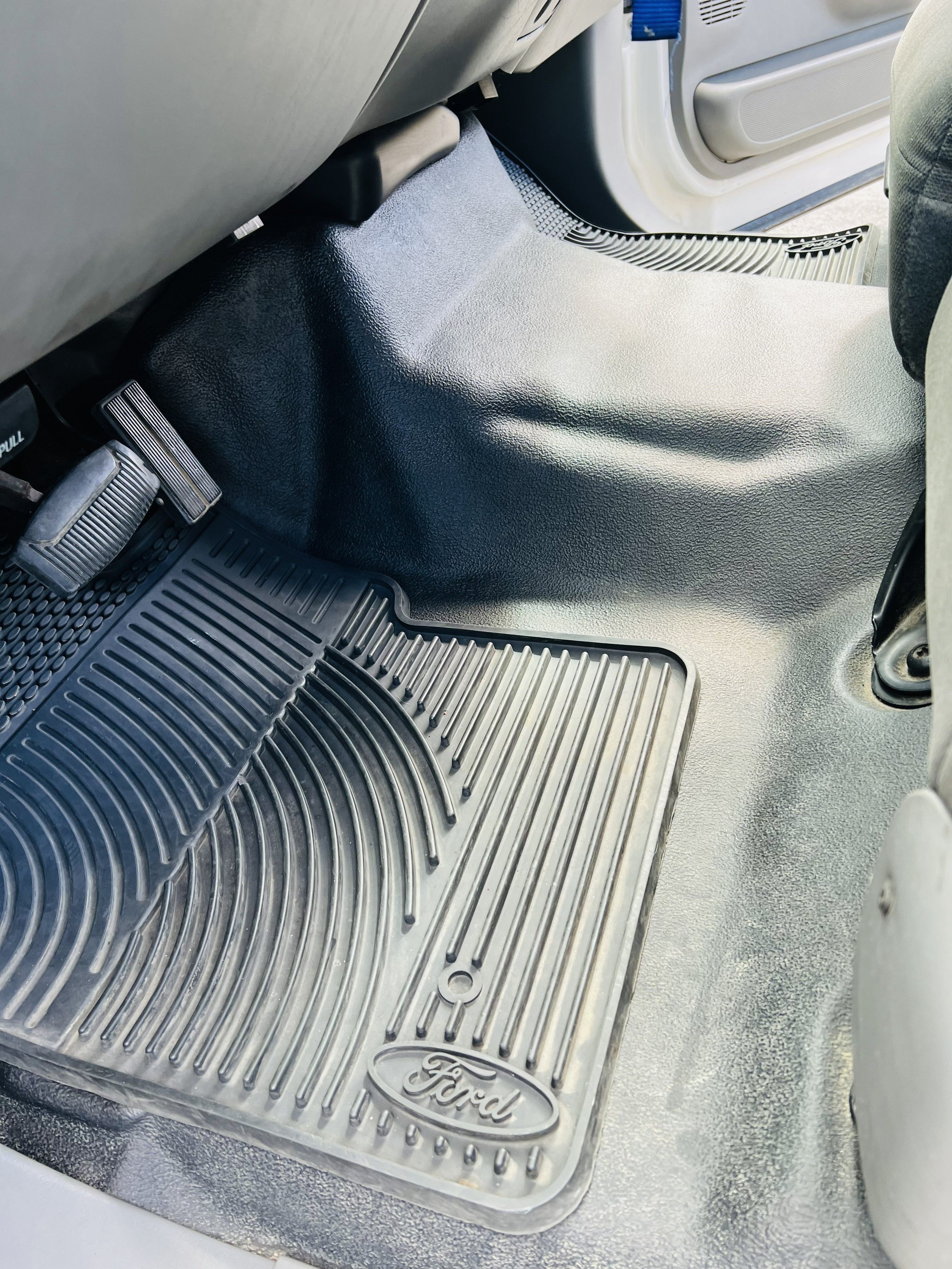 Used 2002 Ford F350 XL RWD image 11