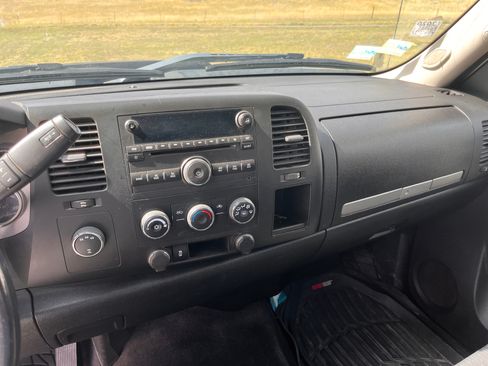 Used 2014 GMC Sierra 2500 SLE AWD/4WD image 6