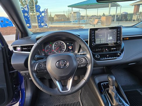 Used 2020 Toyota Corolla SE w/ SE Premium Package image 10