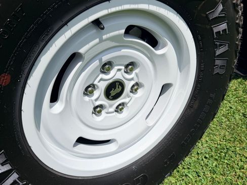 Used 2024 Ford Bronco Heritage Edition AWD/4WD image 13