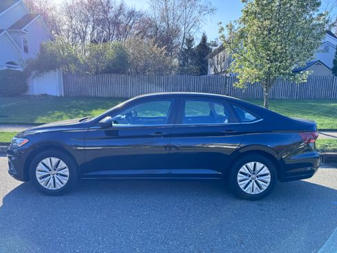 Used 2019 Volkswagen Jetta S w/ Driver Assistance Package image 6