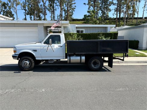 Used 1997 Ford F350 4x4 Regular Cab image 2