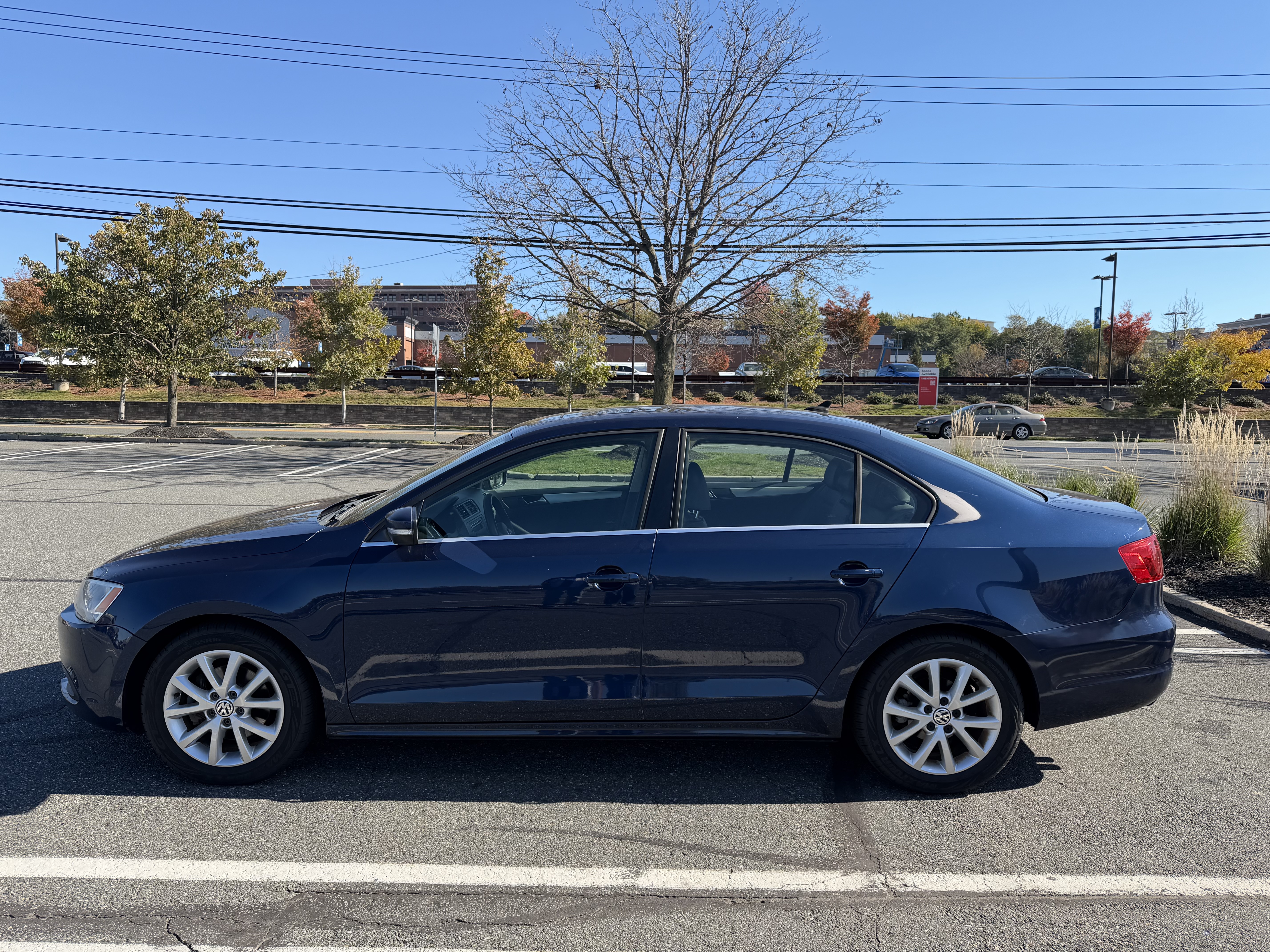 Used 2014 Volkswagen Jetta SE FWD image 5