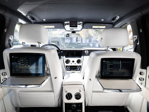 Used 2020 Rolls-Royce Cullinan image 6