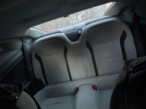 Used 2019 Chevrolet Camaro LT image 8