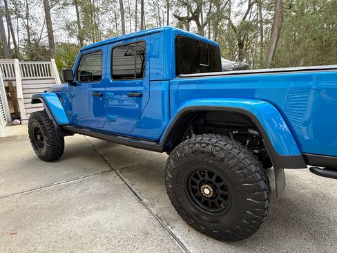 Used 2022 Jeep Gladiator Rubicon w/ LED Lighting Group image 2