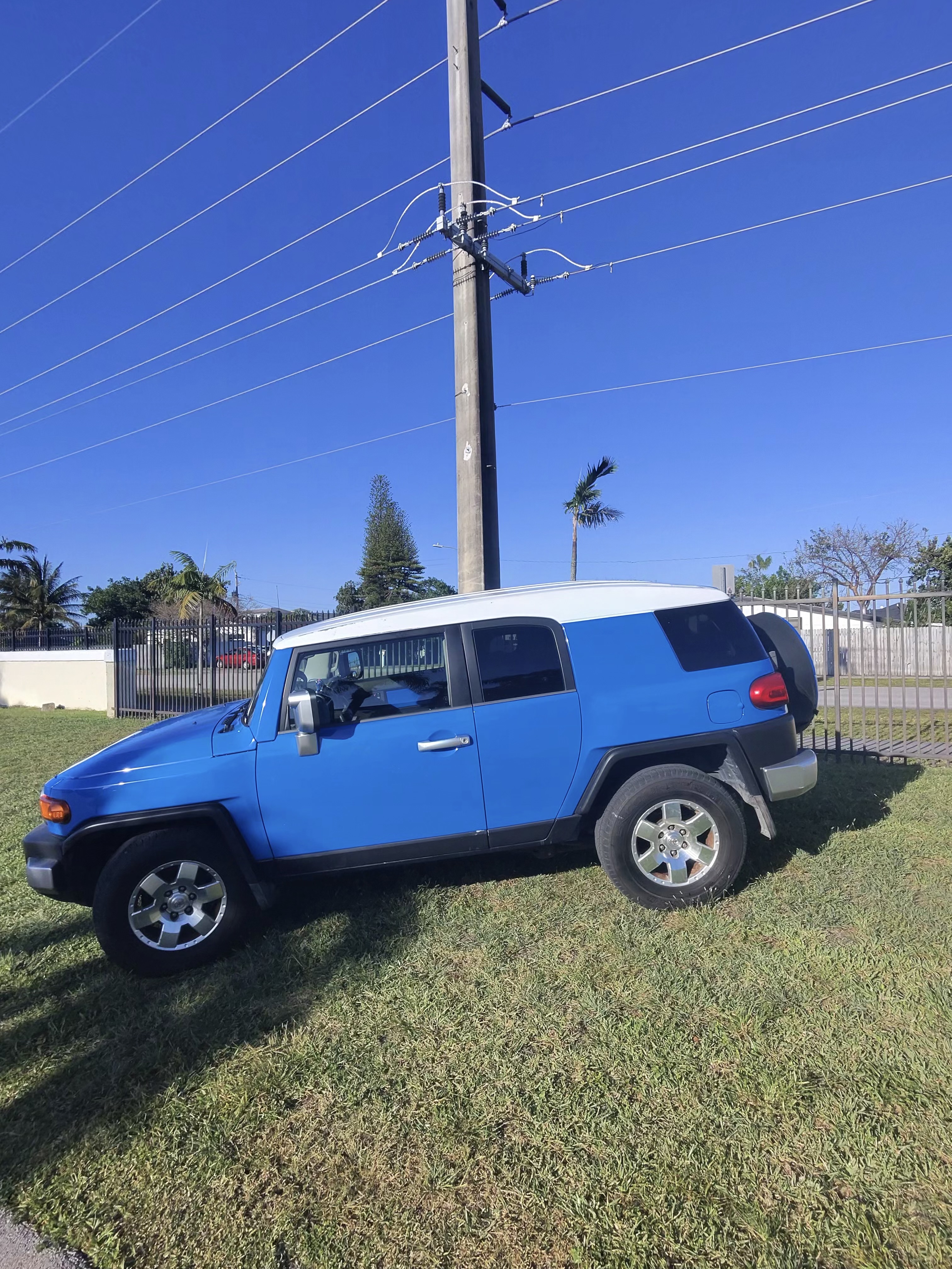 Used 2007 Toyota FJ Cruiser 2WD image 4