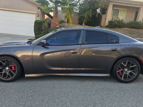 Used 2016 Dodge Charger R/T Scat Pack w/ Technology Group image 5