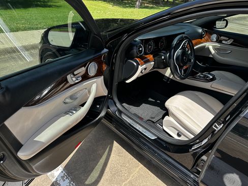 Used 2019 Mercedes-Benz E 450 4MATIC Sedan image 10