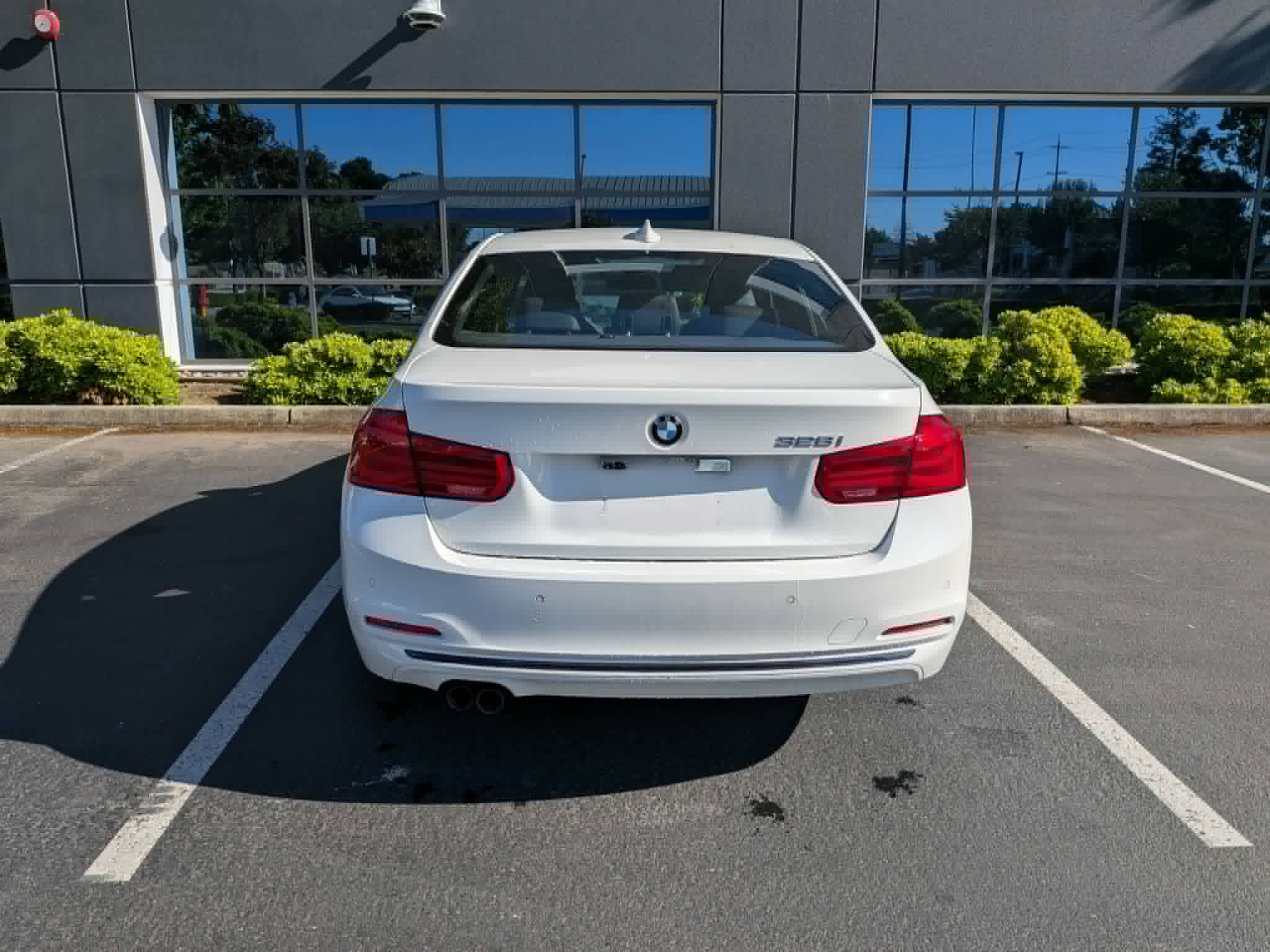 Used 2016 BMW 328i Sedan RWD image 2