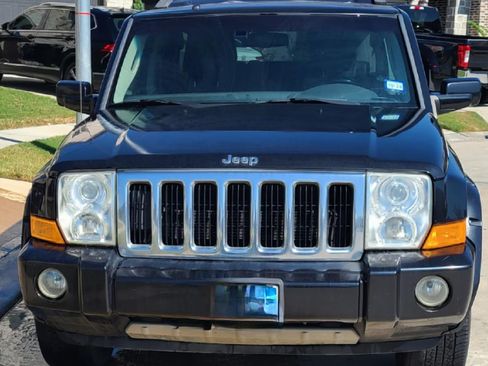 Used 2010 Jeep Commander Limited image 5