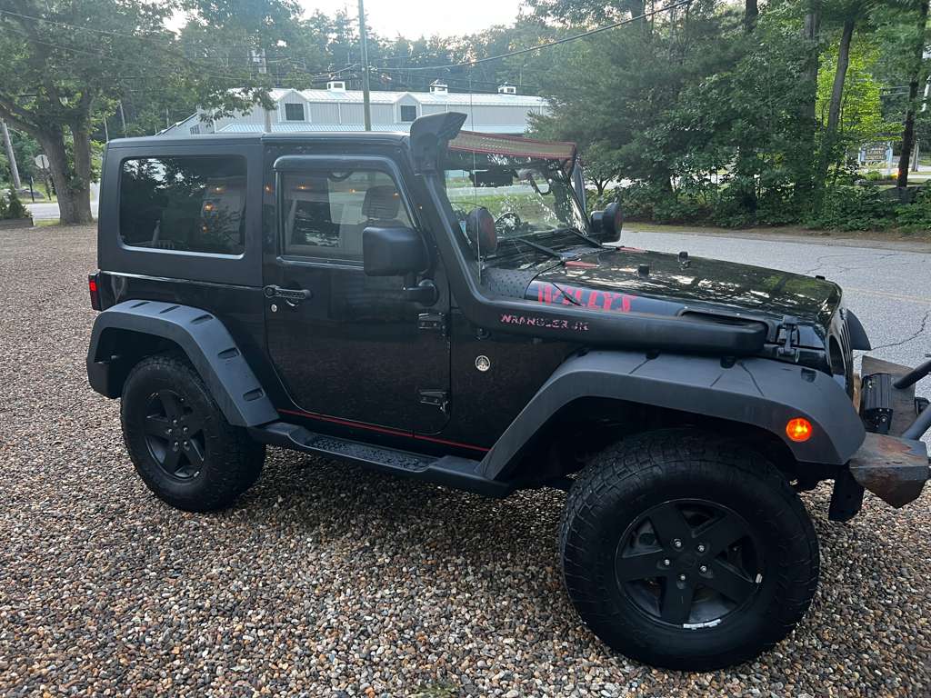 Used 2010 Jeep Wrangler Sport AWD/4WD image 1