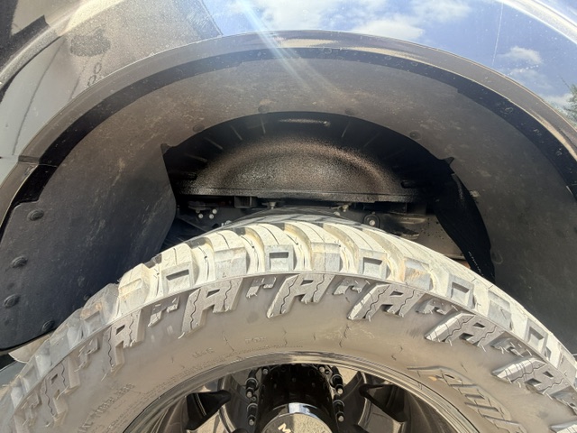 Used 2025 Ford F450 Platinum w/ Camper Package AWD/4WD image 19