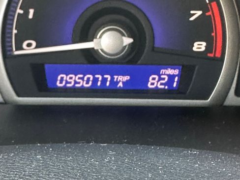 Used 2011 Honda Civic LX image 11