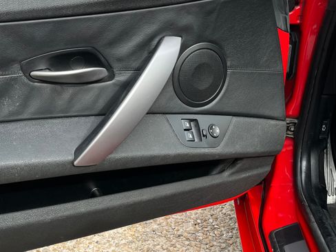 Used 2006 BMW Z4 3.0i image 15