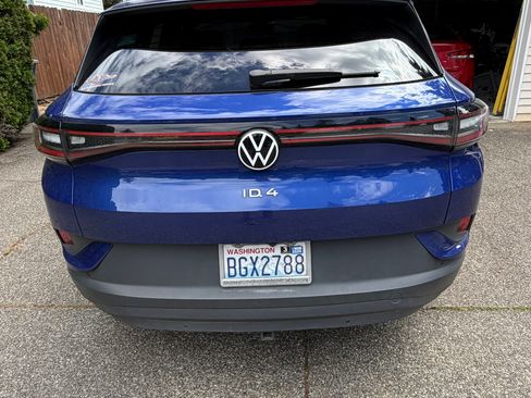 Used 2021 Volkswagen ID.4 Pro S AWD/4WD image 8