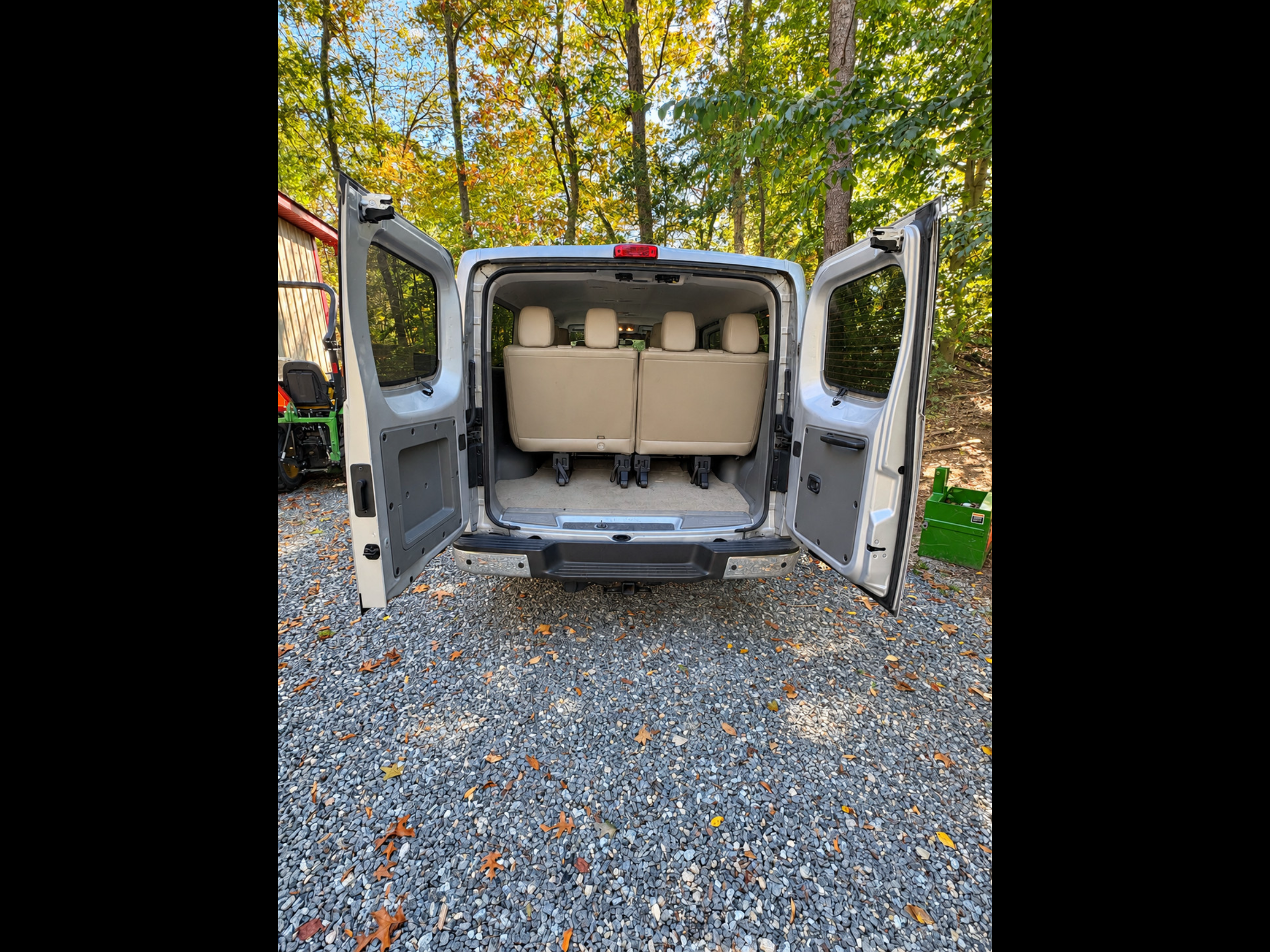 Used 2019 Nissan NV 3500 SL RWD image 16