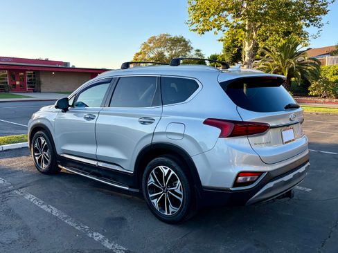 Used 2020 Hyundai Santa Fe Limited AWD/4WD image 4