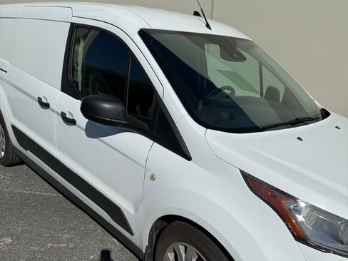 Used 2019 Ford Transit Connect XL image 6