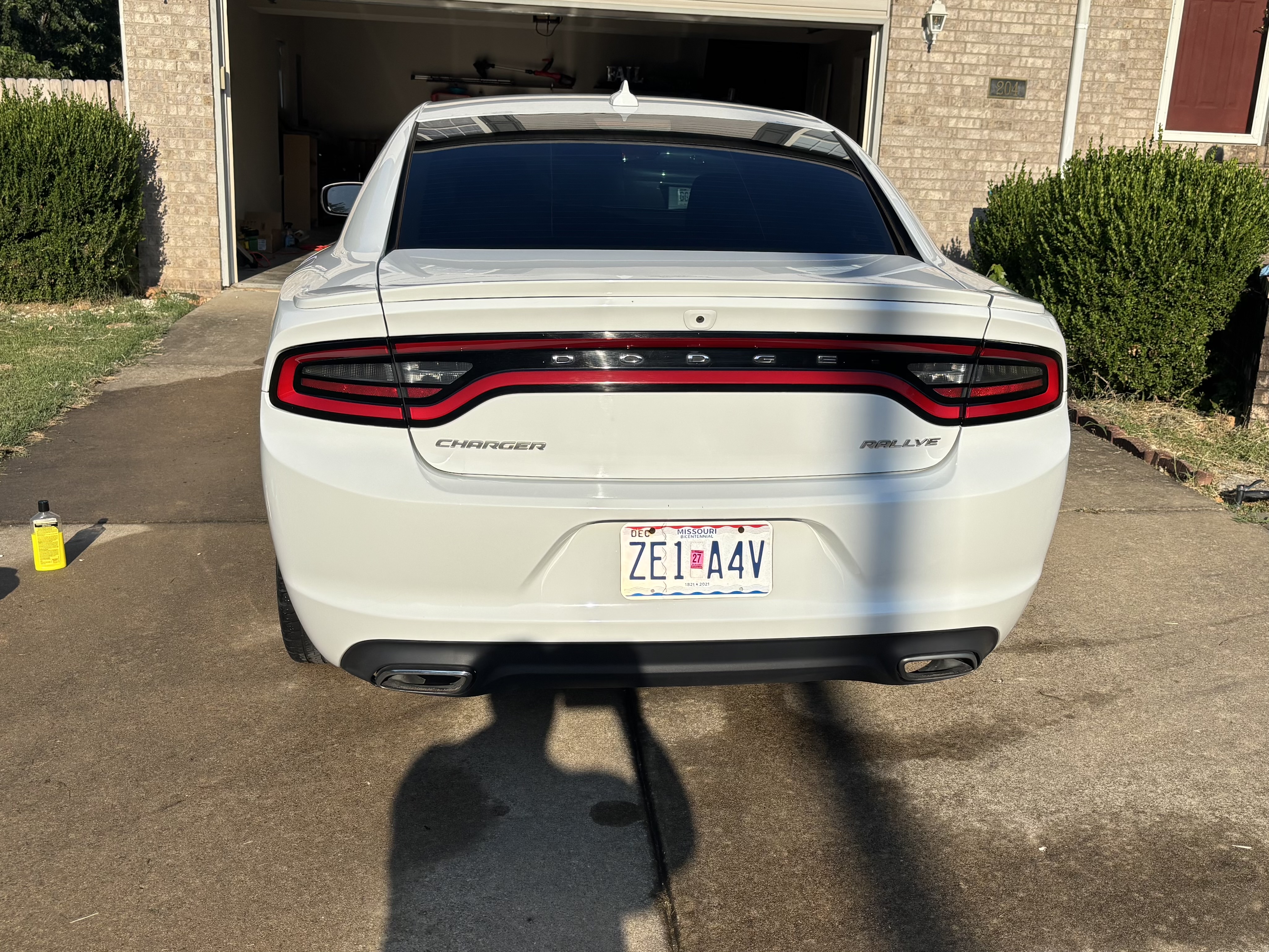 Used 2015 Dodge Charger SXT RWD image 6