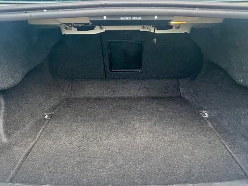 Used 2012 Volvo S60 T5 image 16