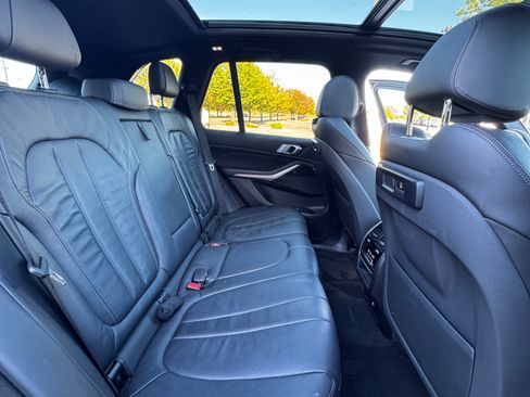 Used 2019 BMW X5 xDrive40i w/ Convenience Package image 23