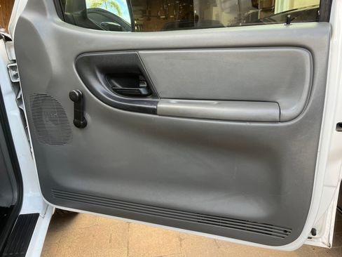 Used 2006 Ford Ranger XL image 9