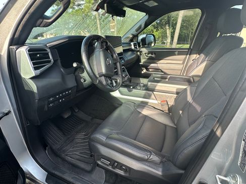 Used 2023 Toyota Tundra Platinum w/ Advanced Package AWD/4WD image 8