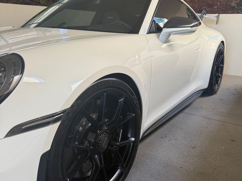 Used 2022 Porsche 911 GT3 image 2