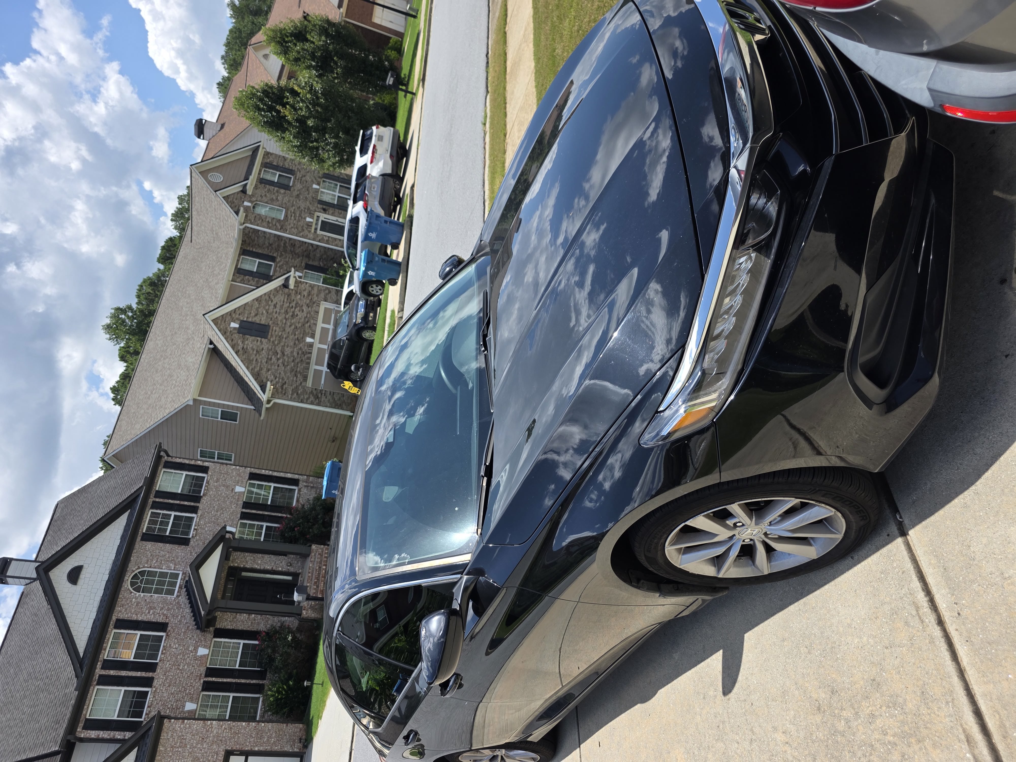 Used 2022 Honda Accord LX image 1
