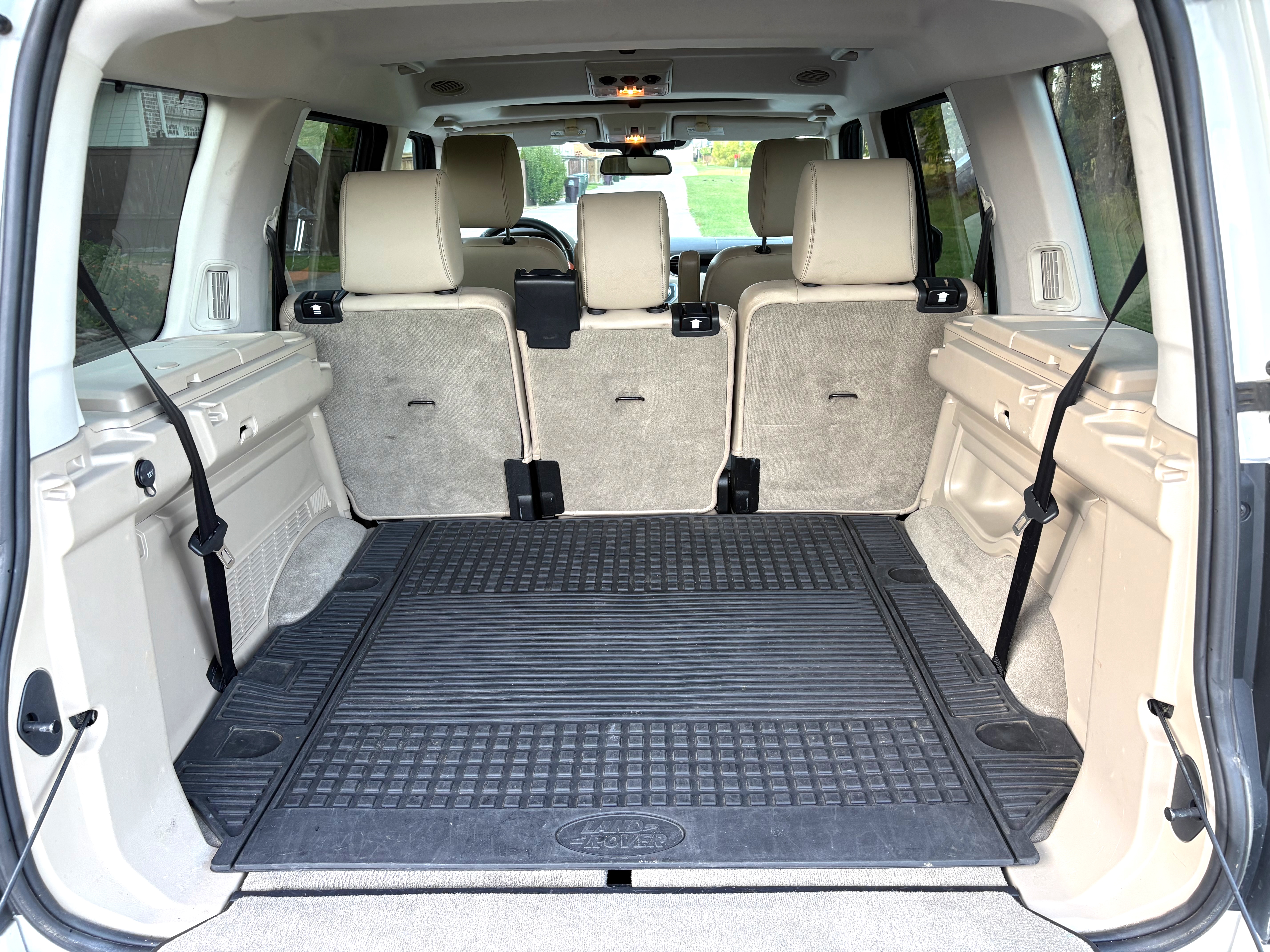 Used 2015 Land Rover LR4 HSE AWD/4WD image 20