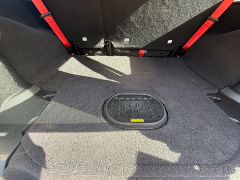 Used 2018 Jeep Wrangler Unlimited Rubicon image 29