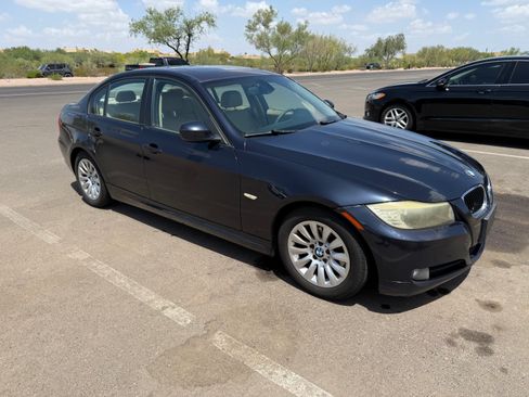 Used 2009 BMW 328i Sedan RWD image 2