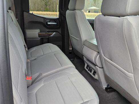 Used 2020 GMC Sierra 1500 SLE w/ SLE Value Package image 21