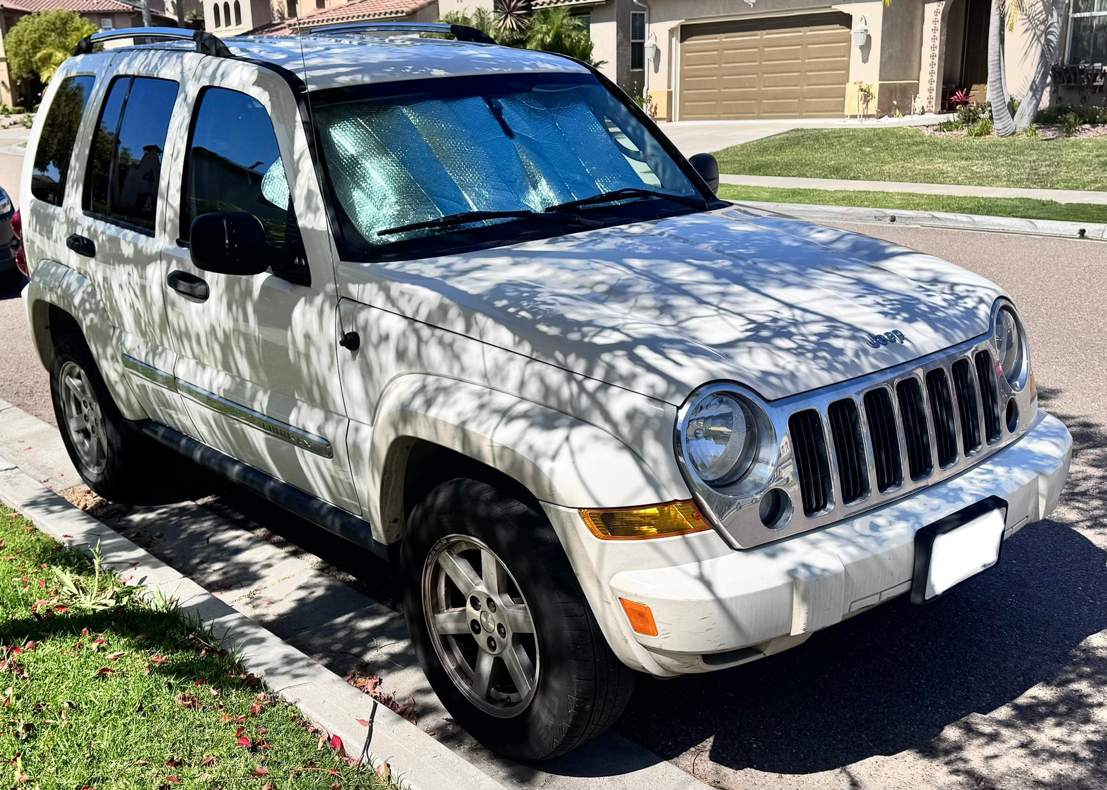 Used 2005 Jeep Liberty Limited RWD image 5