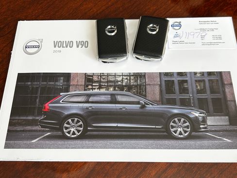 Used 2019 Volvo V90 T6 R-Design w/ Advanced Package image 24