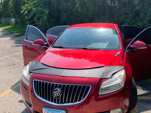 Used 2012 Buick Regal Leather image 4