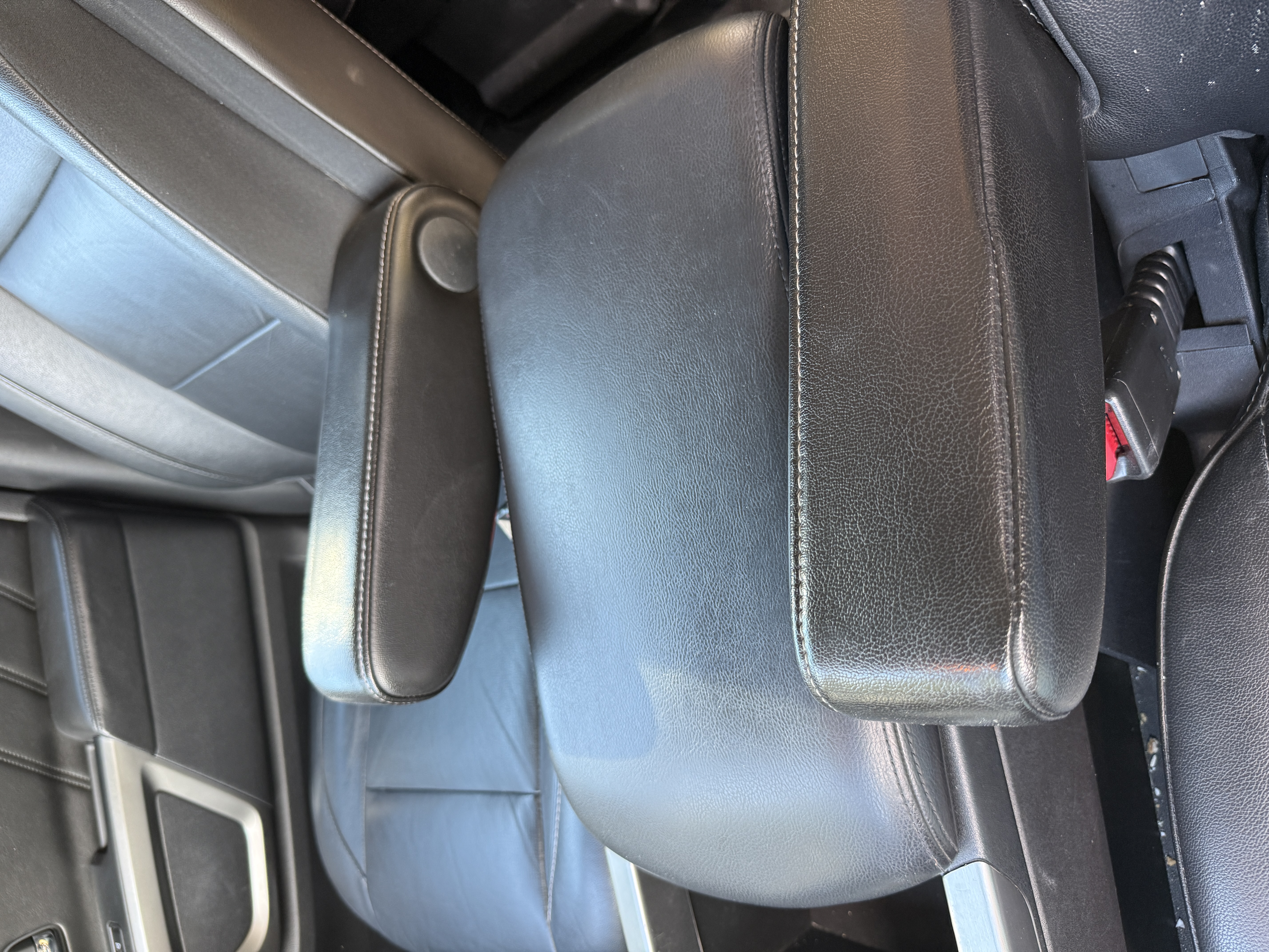 Used 2015 Nissan Armada Platinum w/ 2nd Row Captain Seat Package AWD/4WD image 21