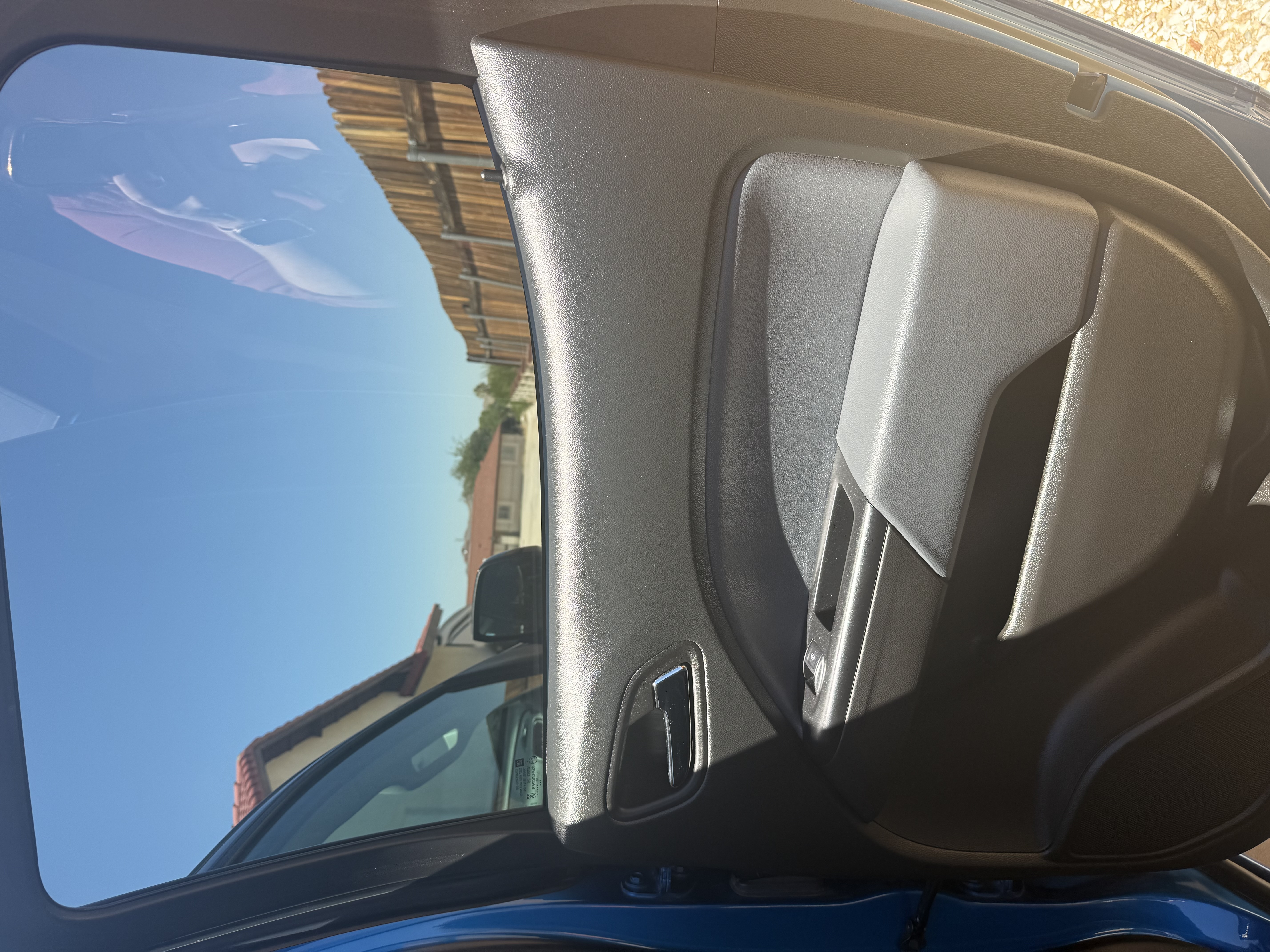 Used 2022 Chevrolet Colorado Z71 AWD/4WD image 19