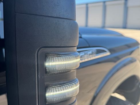 Used 2015 Ford F250 Lariat w/ Lariat Ultimate Package image 8