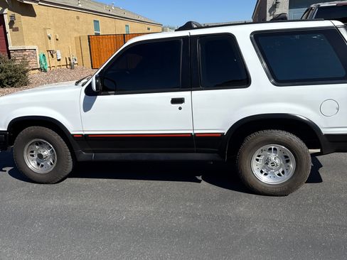 Used 1994 Ford Explorer Sport image 1
