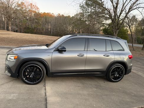 Used 2022 Mercedes-Benz GLB 35 AMG 4MATIC image 6