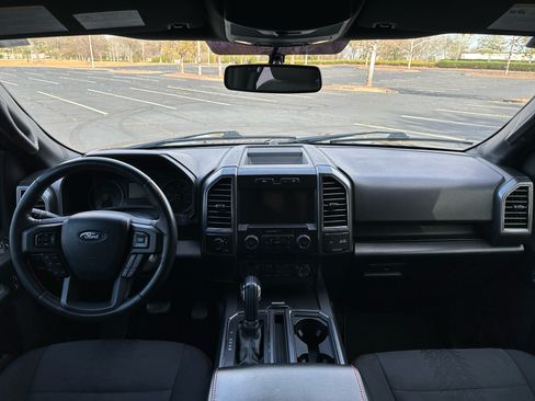 Used 2018 Ford F150 XLT w/ Equipment Group 302A Luxury image 21