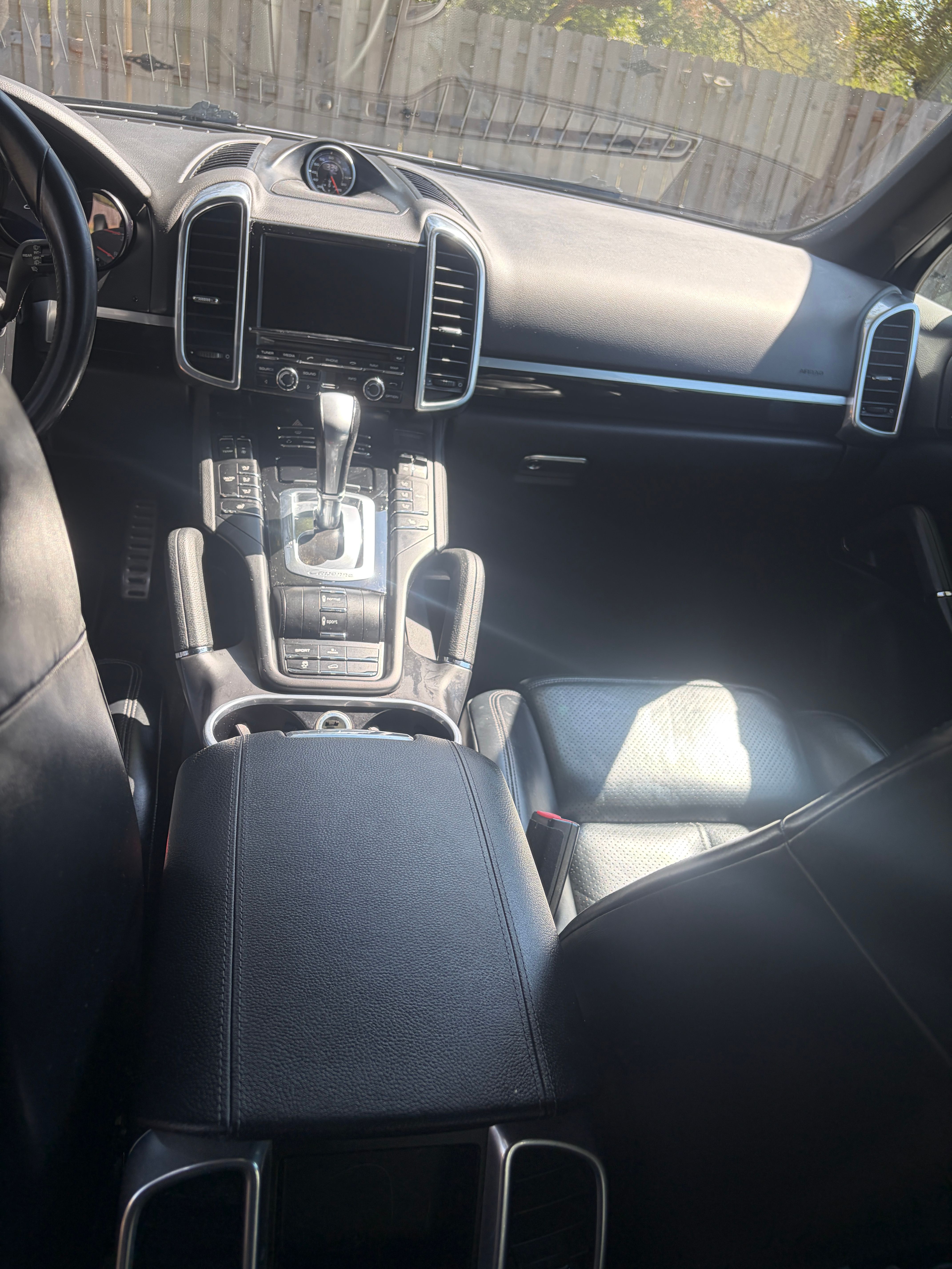 Used 2012 Porsche Cayenne S AWD/4WD image 19