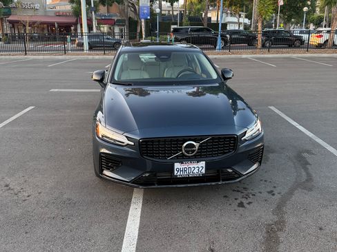 Used 2024 Volvo S60 T8 Ultimate w/ Climate Package AWD/4WD image 9
