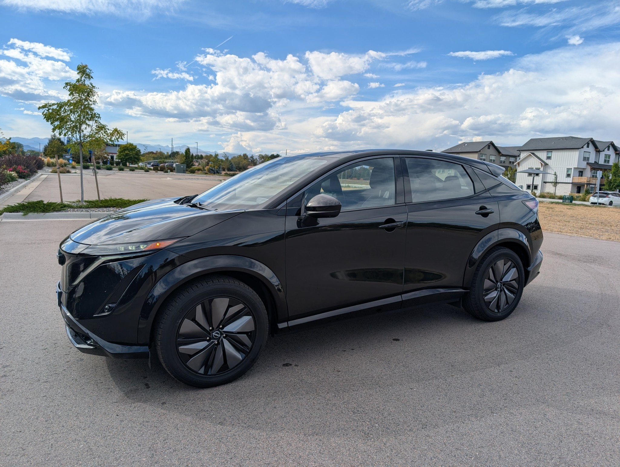 Used 2024 Nissan Ariya AWD image 1
