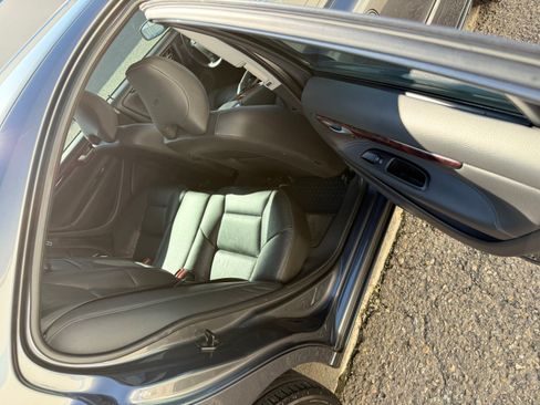 Used 2005 Volvo S60 2.5T image 16