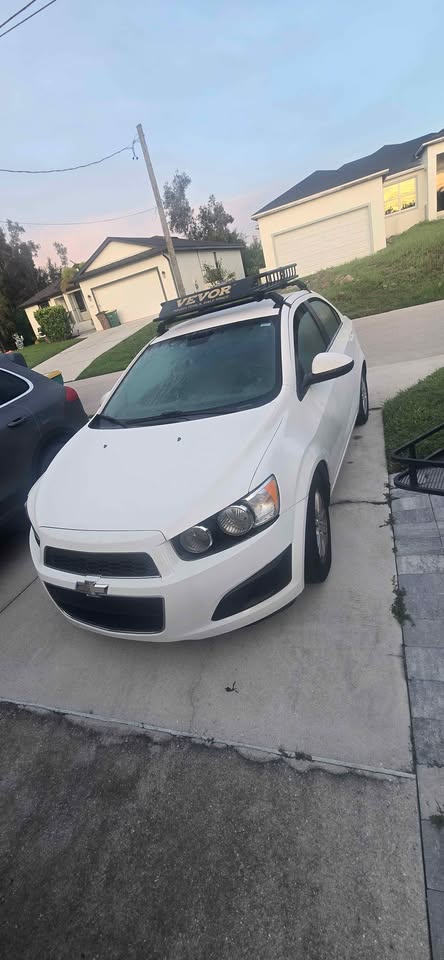 Used 2012 Chevrolet Sonic LT FWD image 4