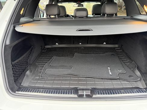 Used 2019 Mercedes-Benz GLC 300 4MATIC image 13