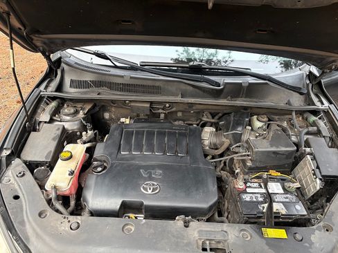 Used 2010 Toyota RAV4 Sport image 13